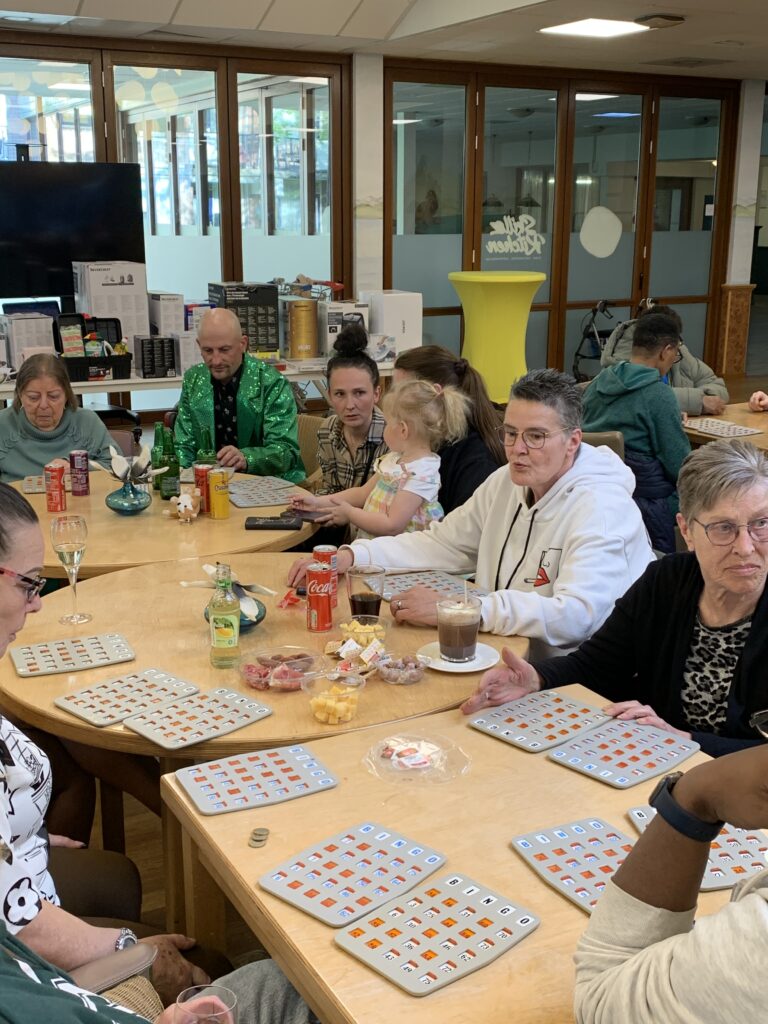 grote-prijzen-bingo-bij-aad-broer-ijsselburgh-_extram_12_88