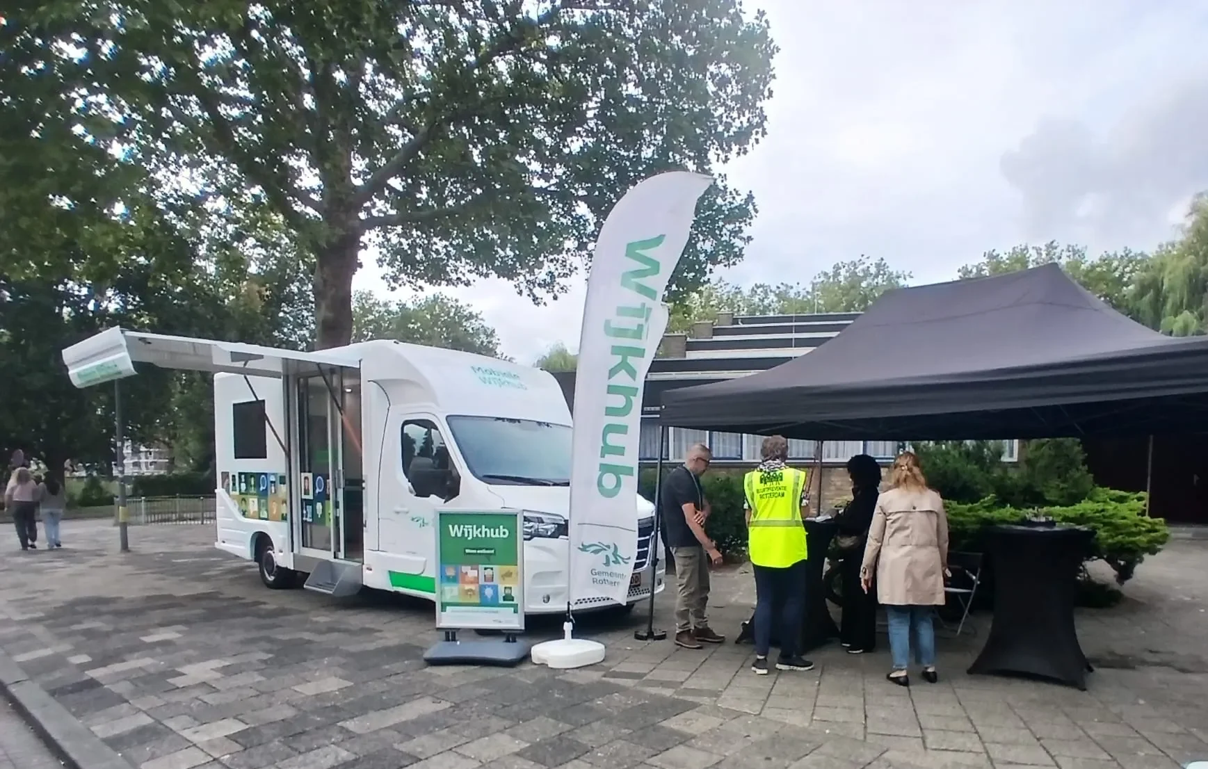Rondje Lombardijen met de mobiele wijkhub