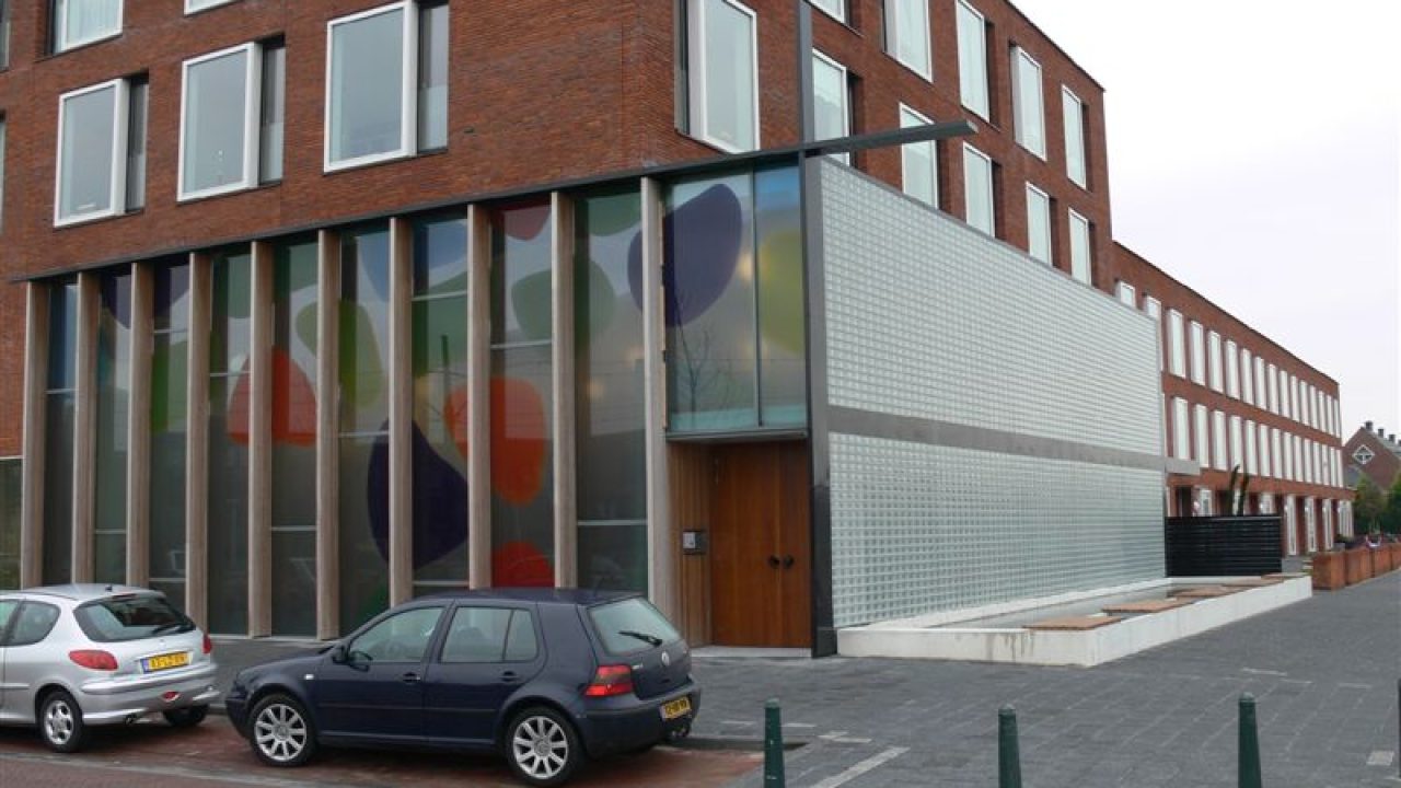 Ypenburg_kerkgebouw