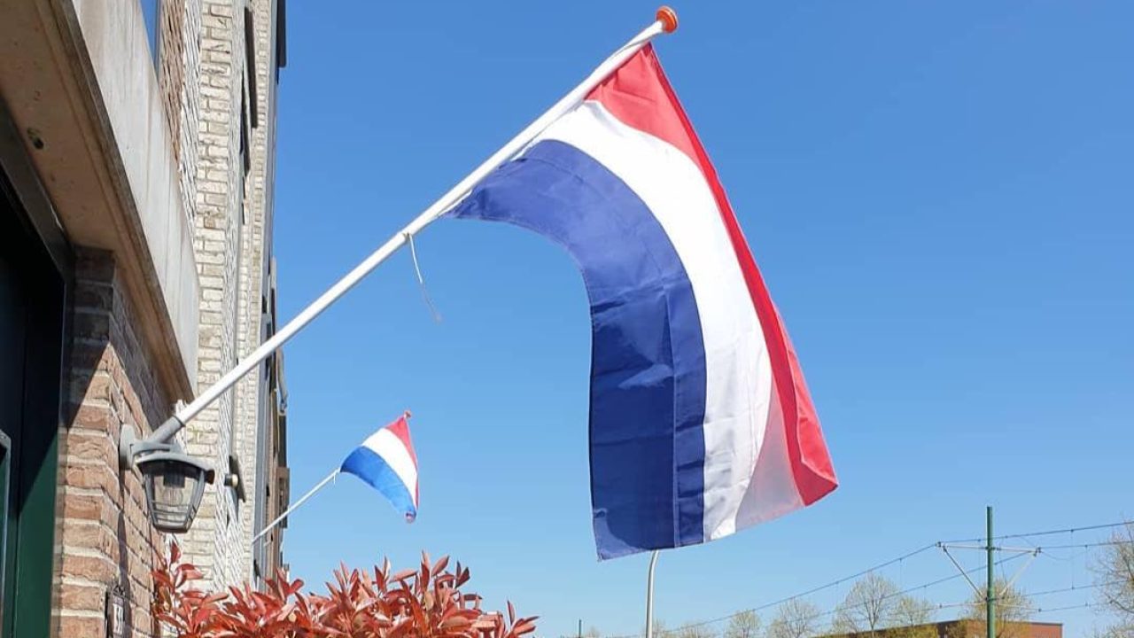 bevrijdingsdag_vlaggen_woning